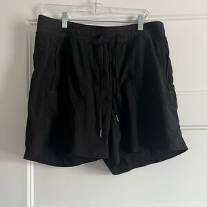 LL Bean Shorts large